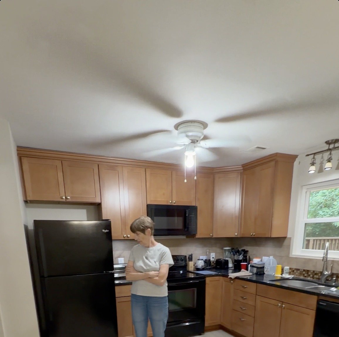 Kitchen ceiling fan to be replaced