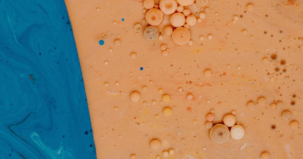 What is a moisture analyzer? How do balances, ovens, titrations and NIR compare?