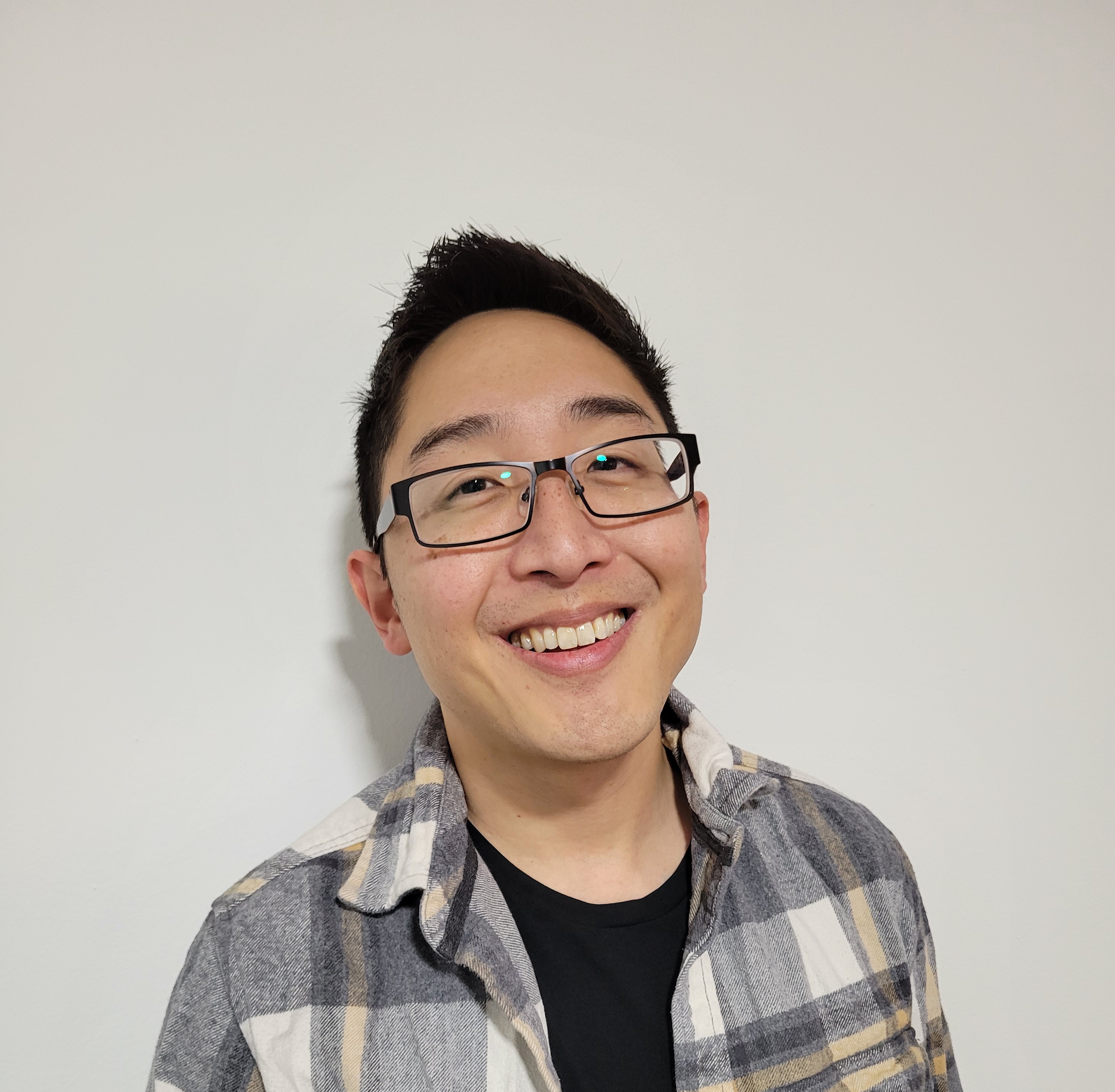 Headshot of James Chun, Senior Product Designer based in Philadelphia PA