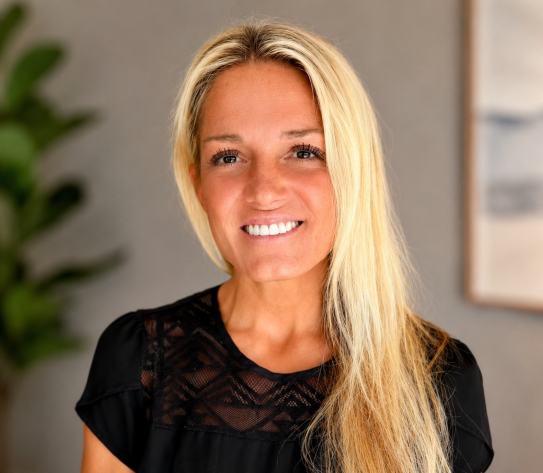 Portrait of Heidi Scholten-Haw, LCSW, therapist at Life Thrive Solutions
