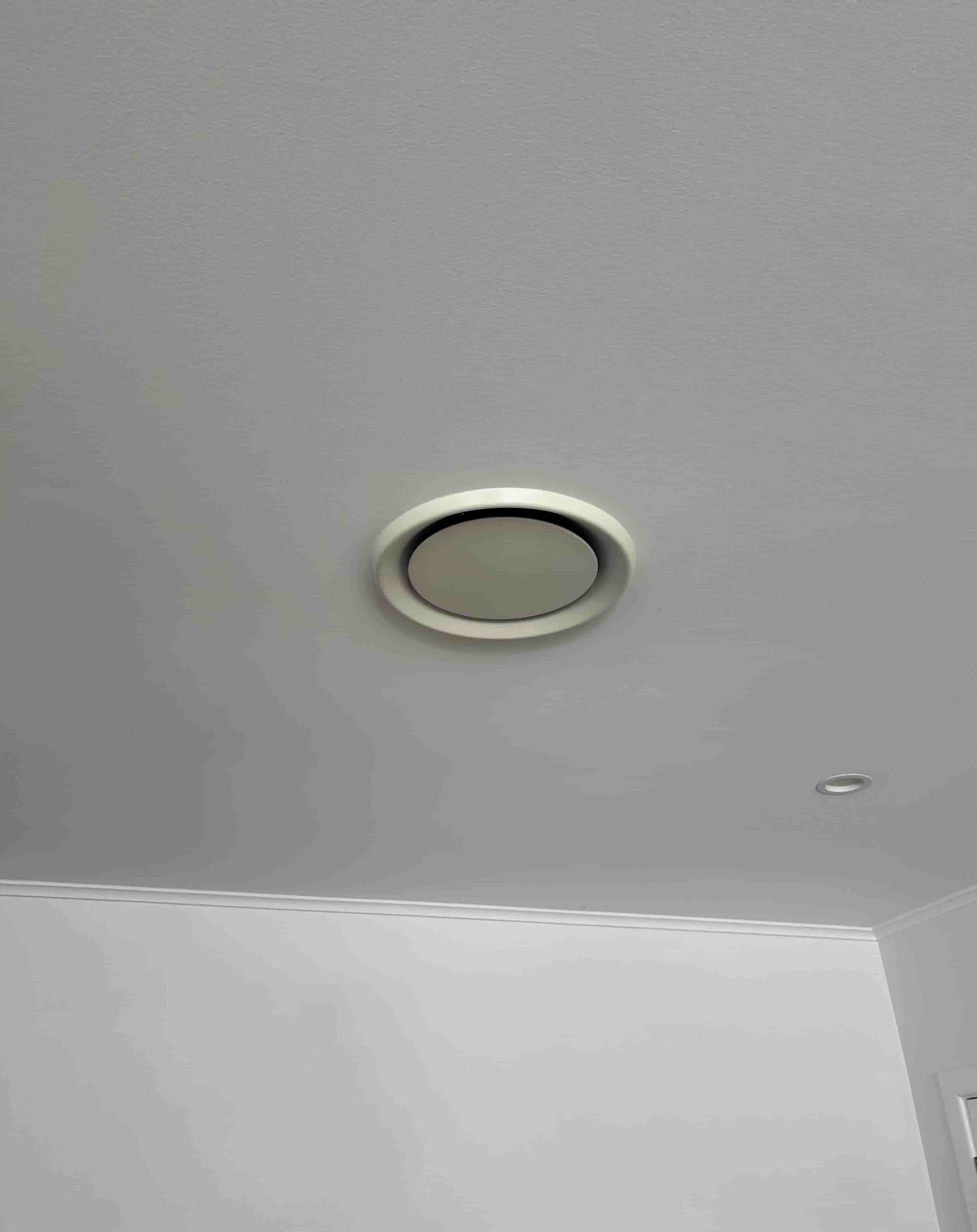 Image of a diffuser in a ducted heat pump installation. 