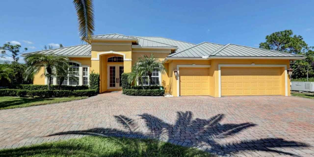 Amazing Grace Assisted Living IV, a residential assisted living home on a private gated estate in Palm Beach Gardens, FL