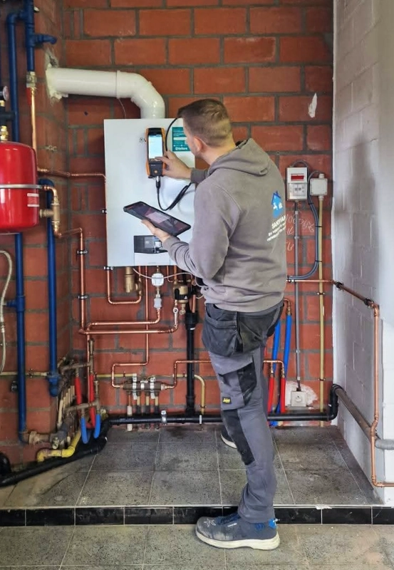 CV-ketel onderhoud en installatie door Sanyvan in Lievegem