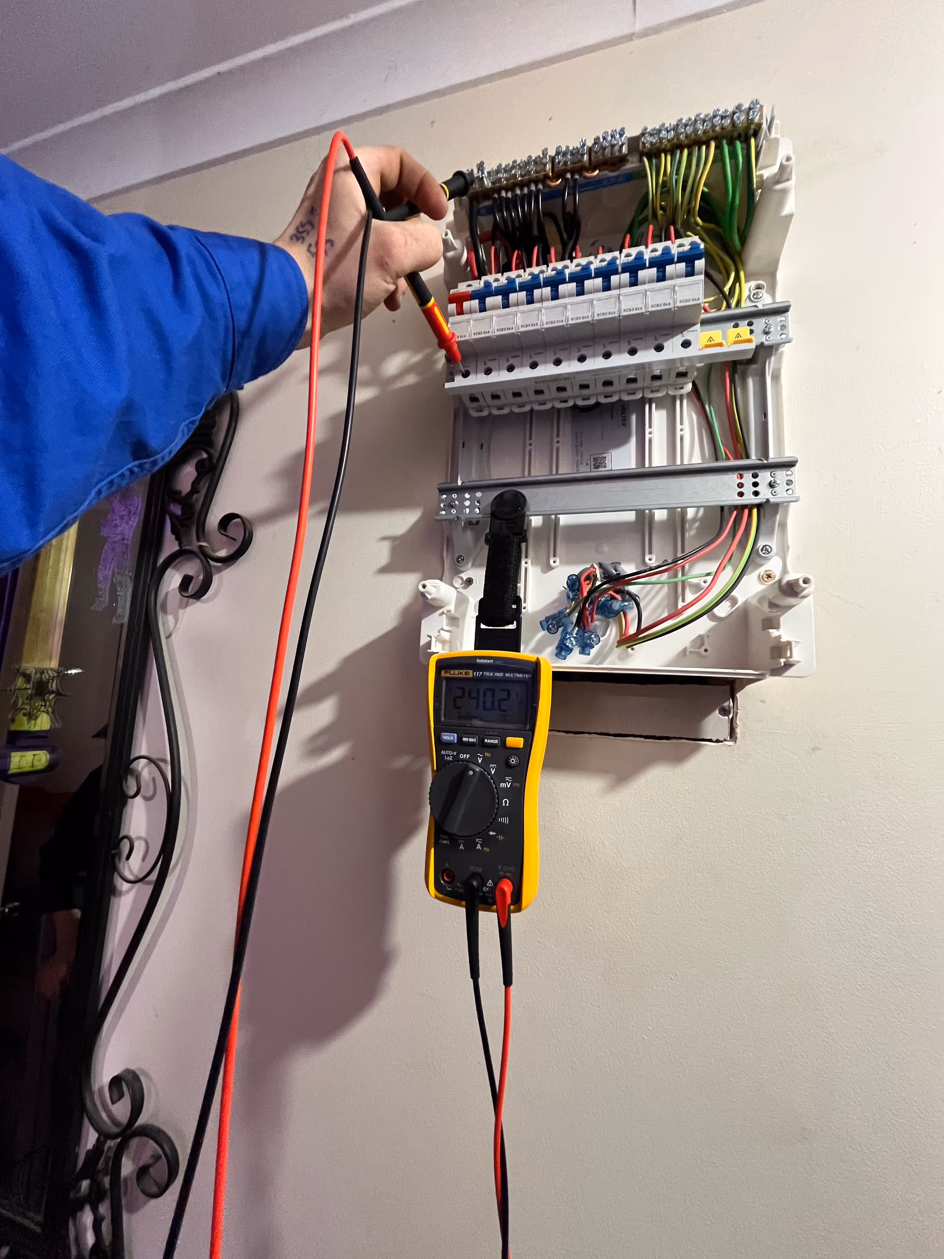 LUCID Electrical