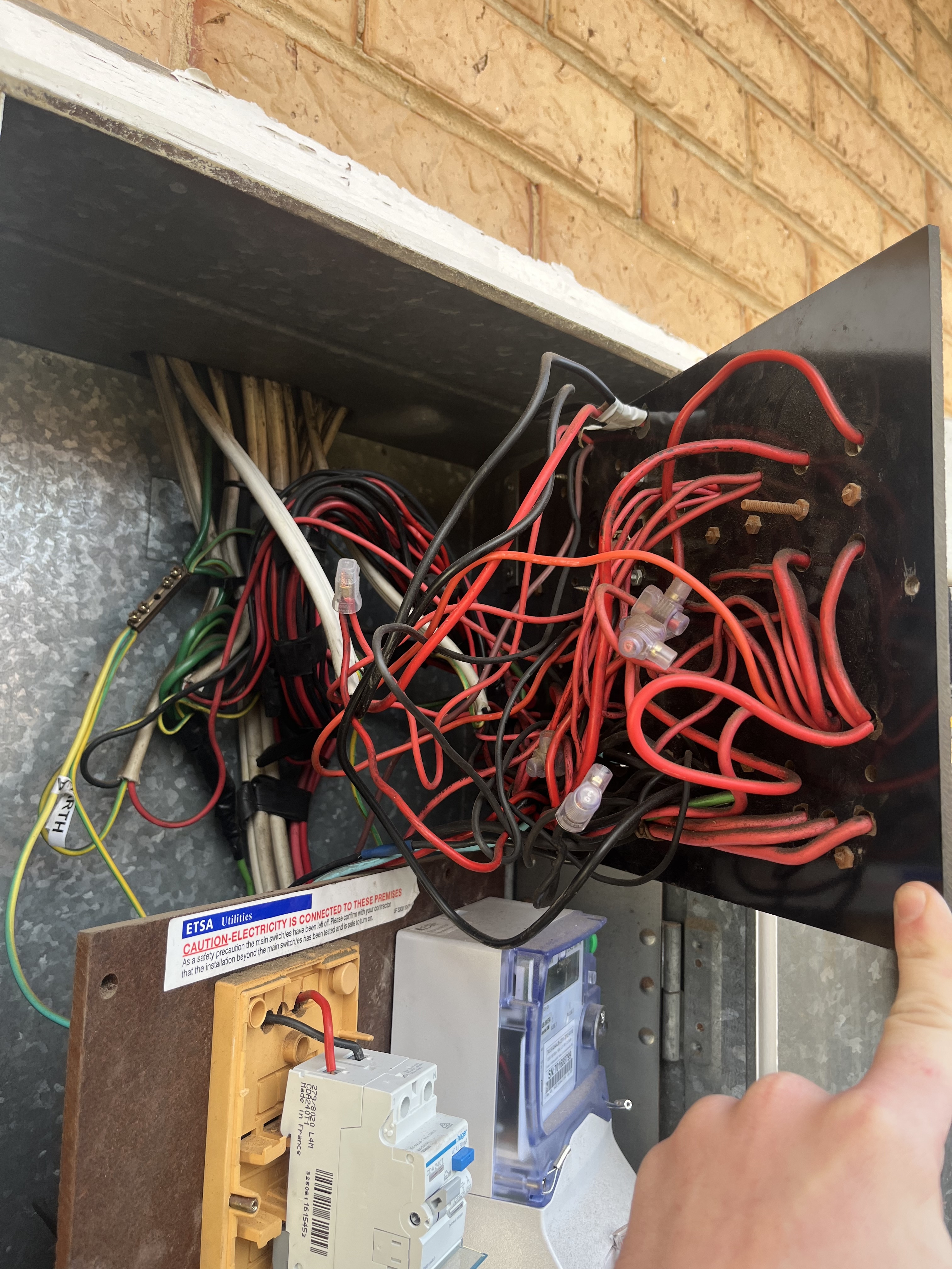 LUCID Electrical