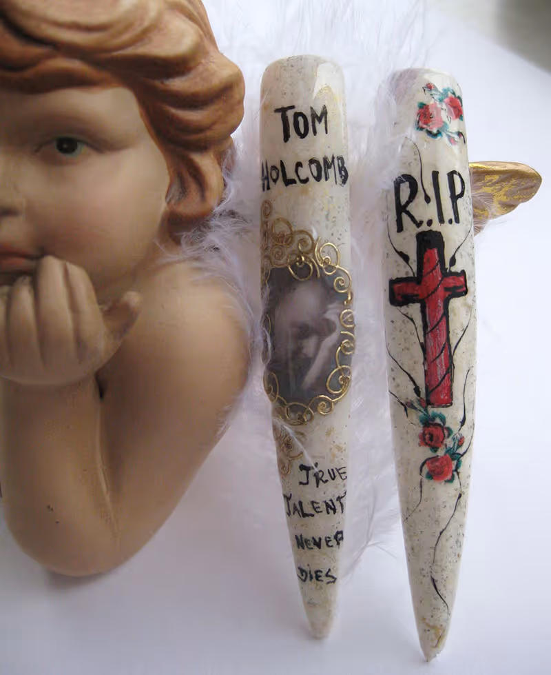 Images in loving memory of Tom Holcomb