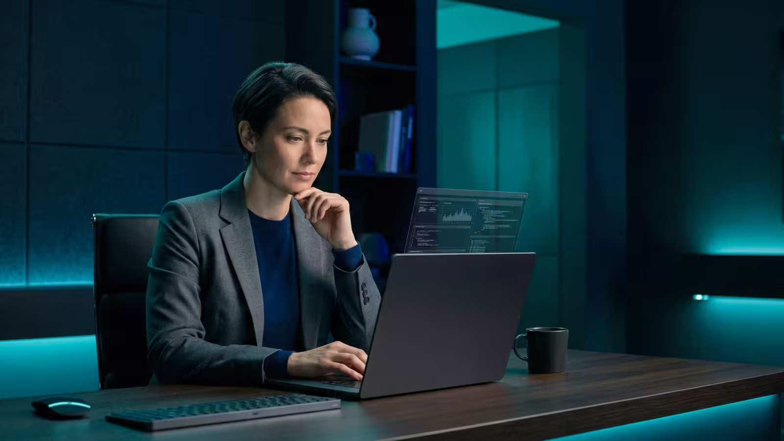 Female course creator working independently on a custom video course platform, free from lock-in and revenue share.