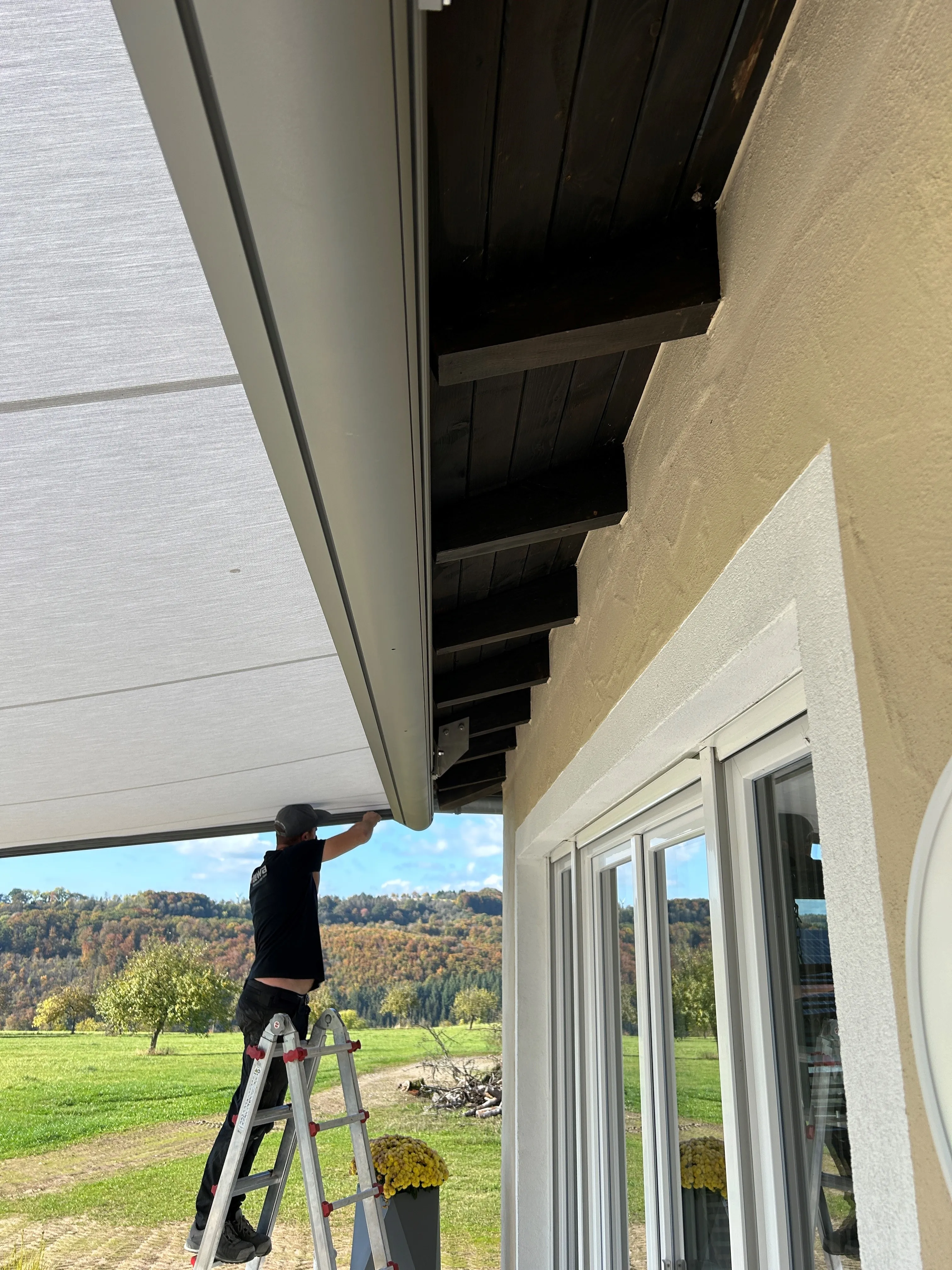 Montage Pergola montiert von Metallbau Eifel, in Eifel & Luxemburg