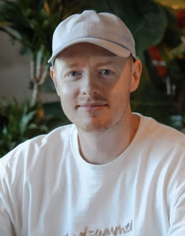 [headshot] image of customer for an insurance agency & company