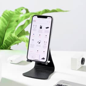 Iphone Pro Max Review Image - Affiliate X Webflow Template