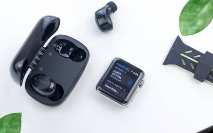 Aukey Earbuds Image - Affiliate X Webflow Template