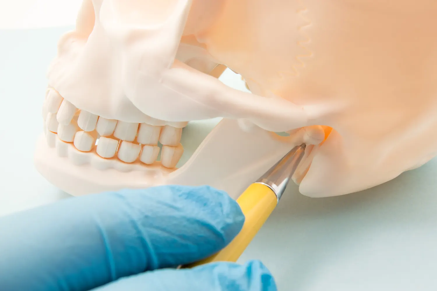 How Custom Neuromuscular Orthotics Relieve Chronic Jaw Clicking and Joint Compression