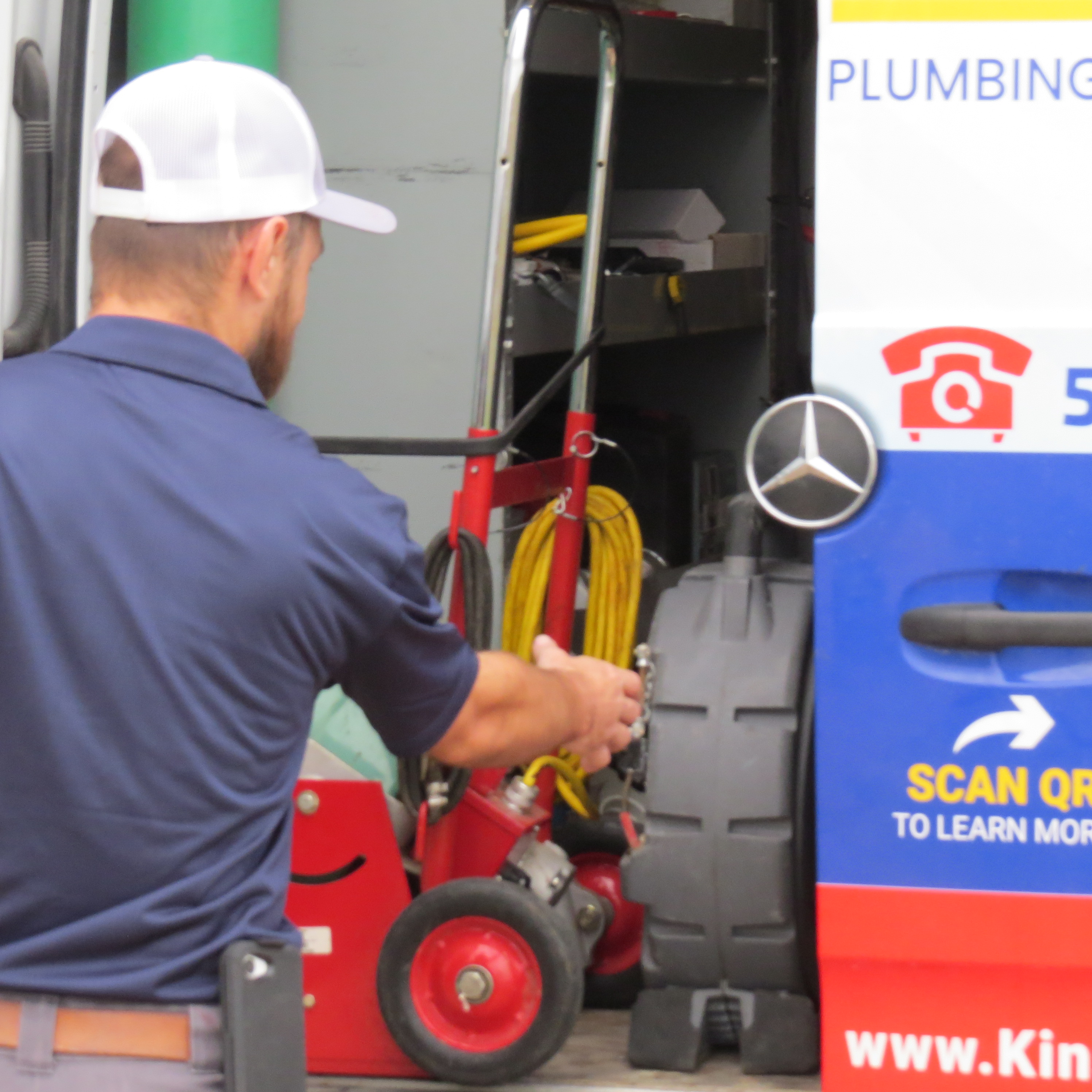 Kinsey technician on a ac repair job in Georgetown, TX