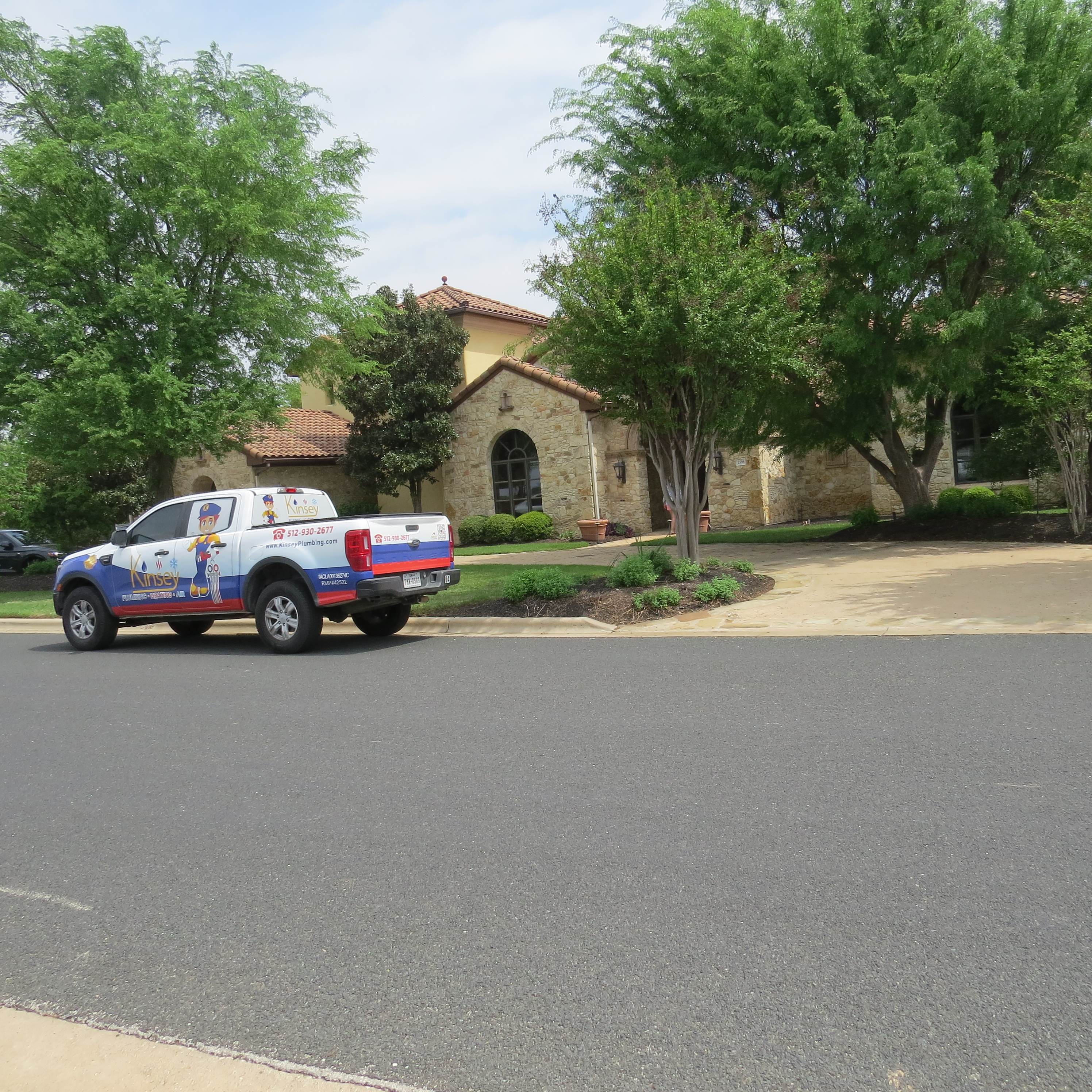 Kinsey Plumbing technician performing drain cleaning & repair in Georgetown, TX