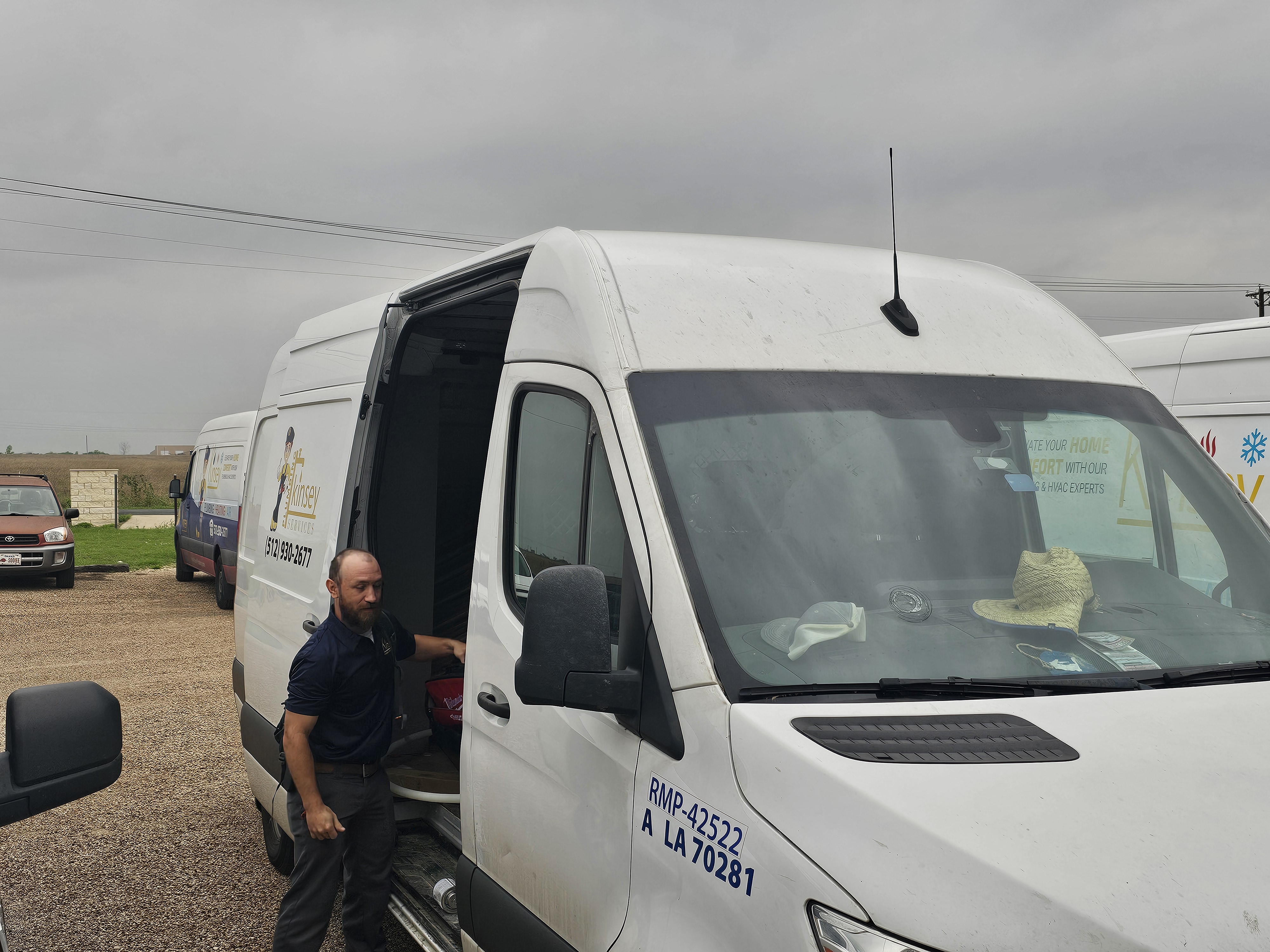 Kinsey Plumbing & Air tunneling technician serving Round Rock, TX