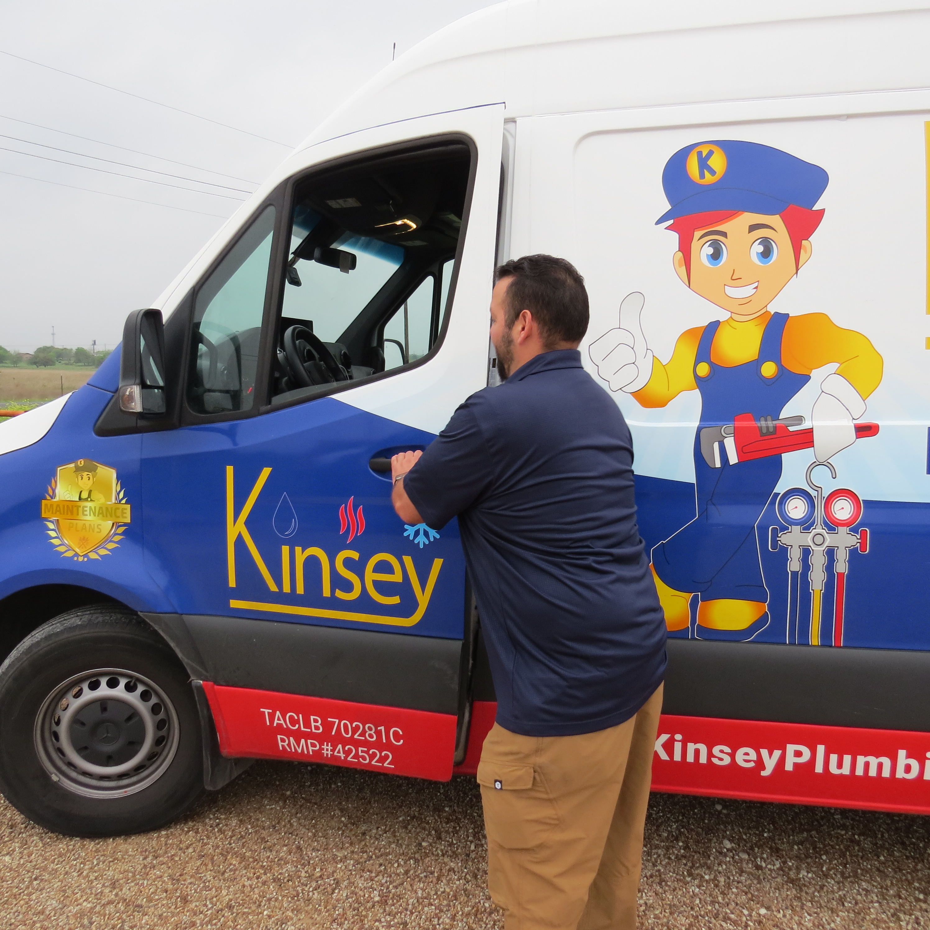 On-site hose bibs work in Round Rock, TX by Kinsey