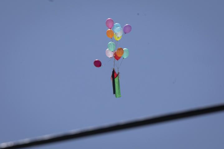 Flying ballons with Palestinian flag 