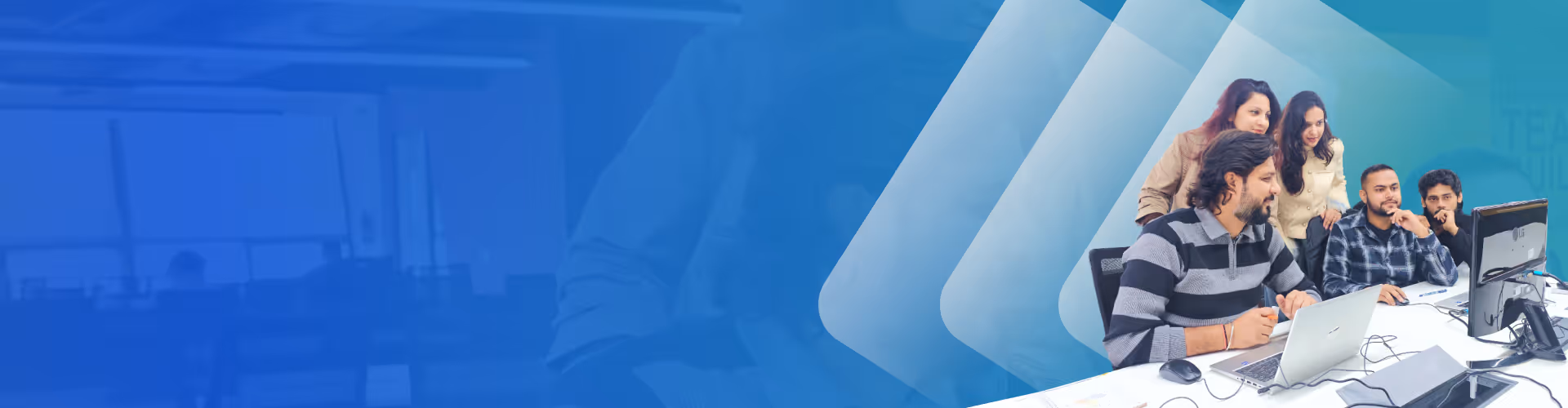 We design solutions that bring unmatchable customer experience to life and help companies accelerate their growth agendas with breakthrough innovation.