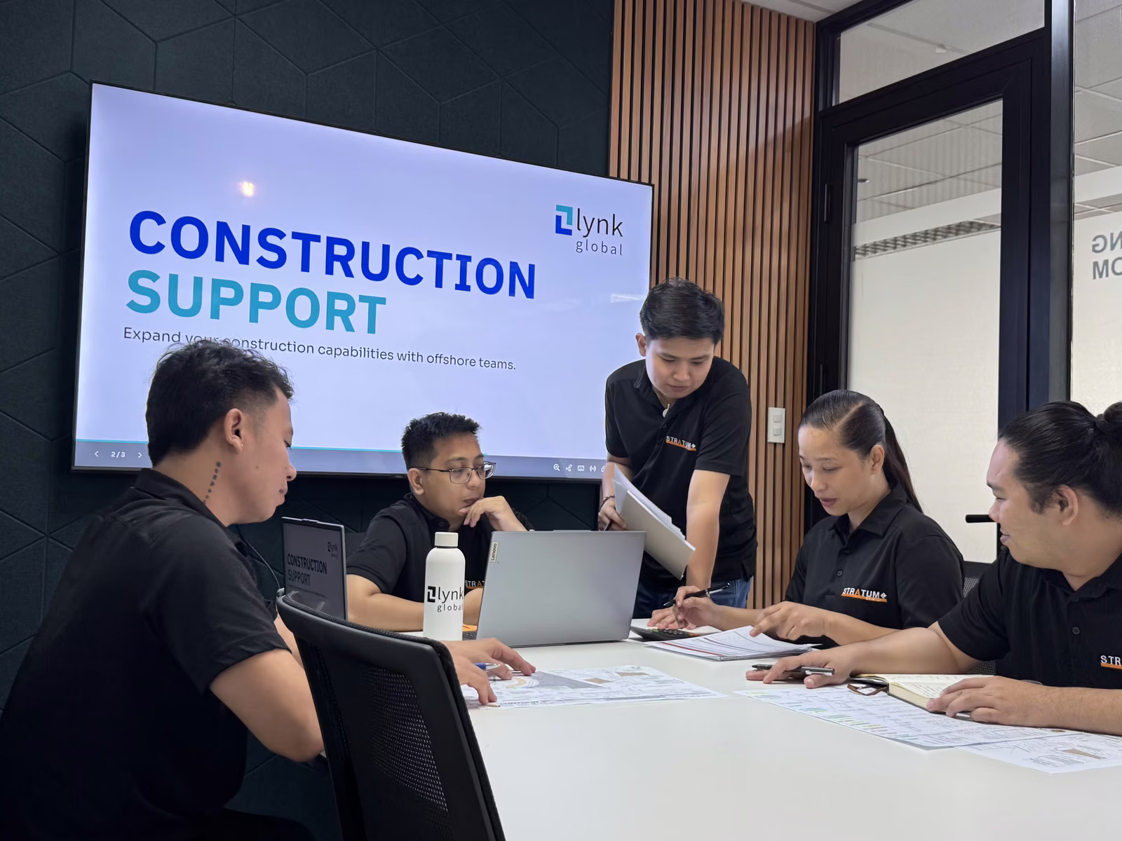 Offshore construction estimator preparing a cost estimate
