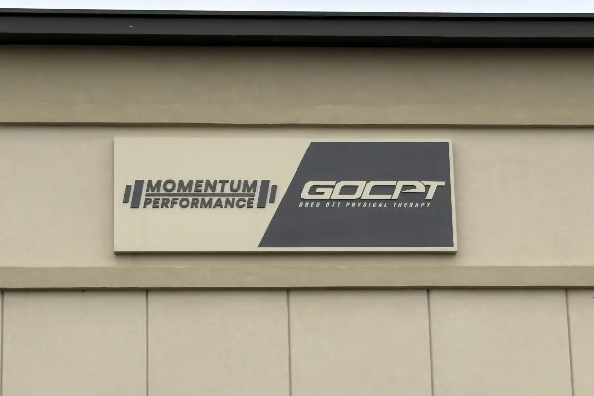 Exterior of Momentum Performance