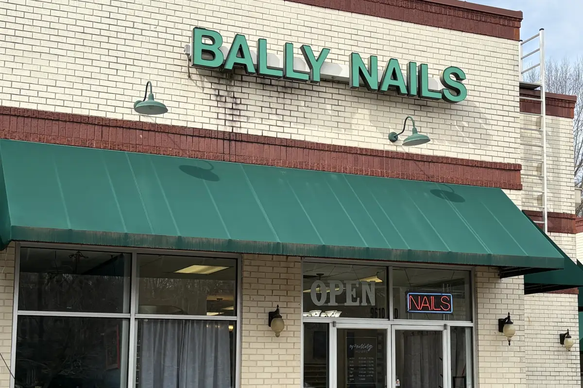 Exterior of Bally Nails