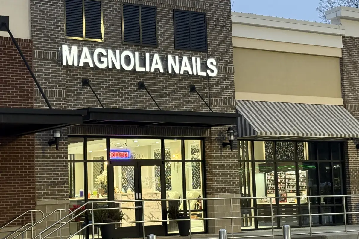 Exterior to Magnolia Nails