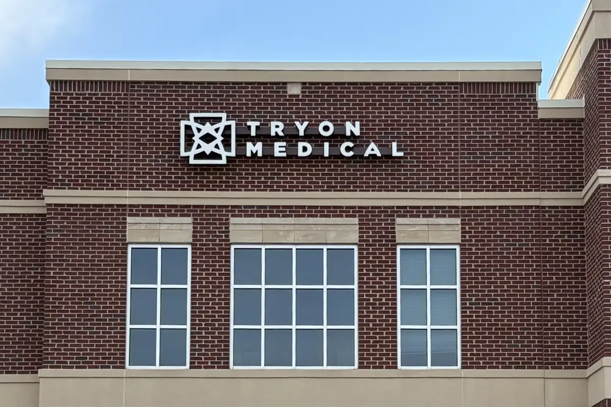 Building exterior of Tryon Medical