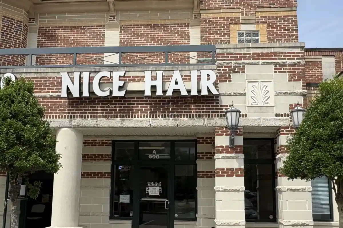 Storefront for Nice Hair hair salon