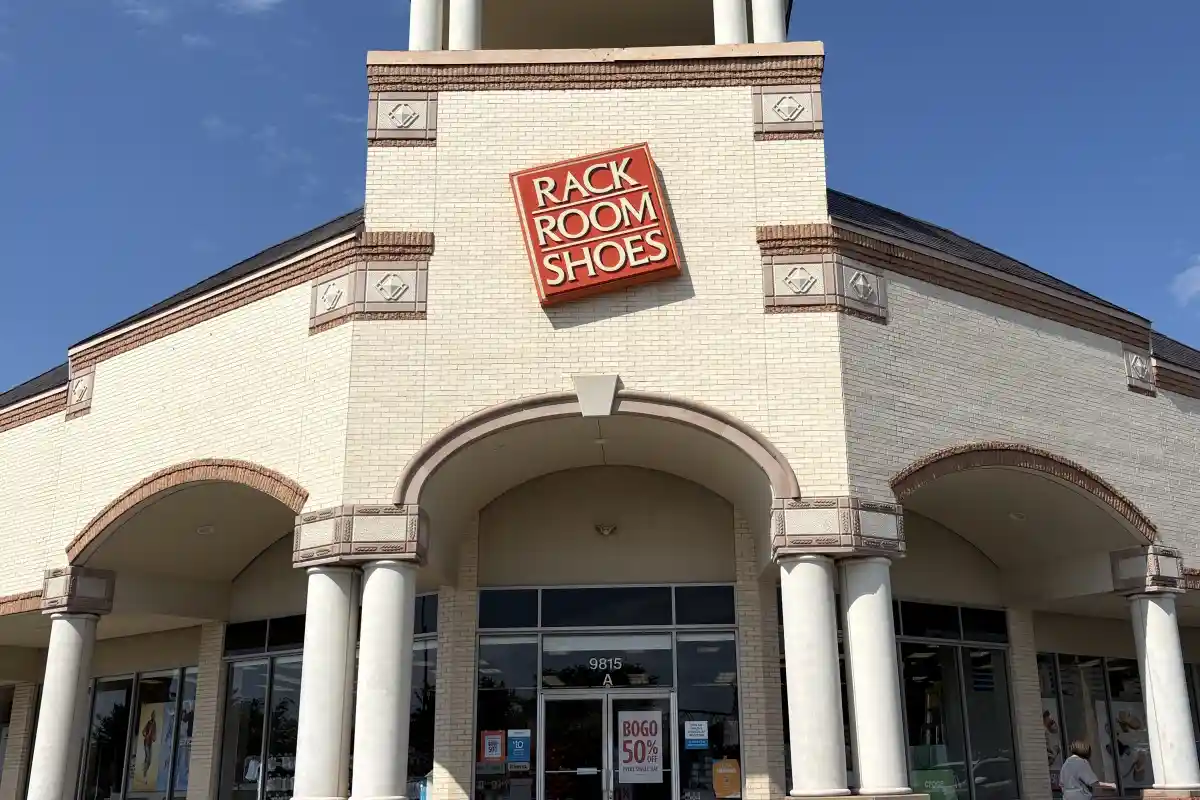 Storefront for Rack Room Shoes