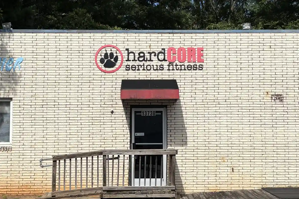 Exterior entrance to Hardcore Serious Fitness