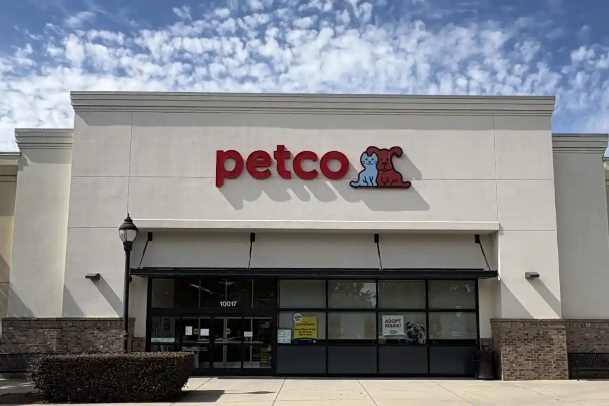 Storefront for Petco