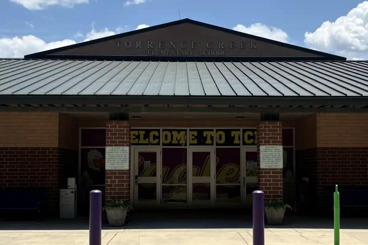 Entrance to Torrence Creek Elementary School