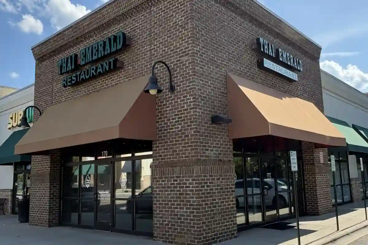 Building exterior and entrance to Thai Emerald