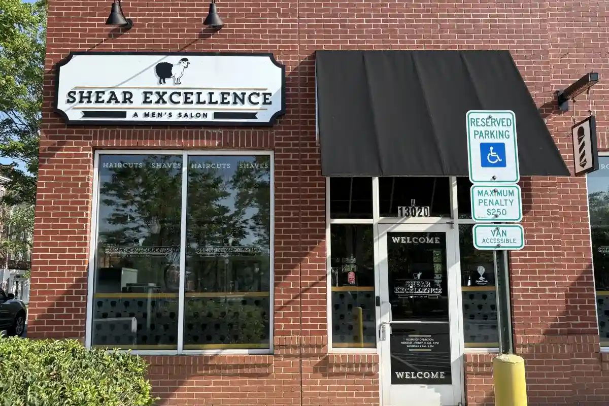 Shear Excellence storefront