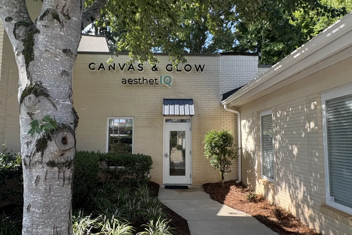 Entrance to Canvas & Glow AesthetIQ