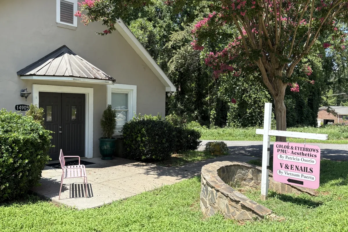 Sign and building exterior for Color & EyeBrows
