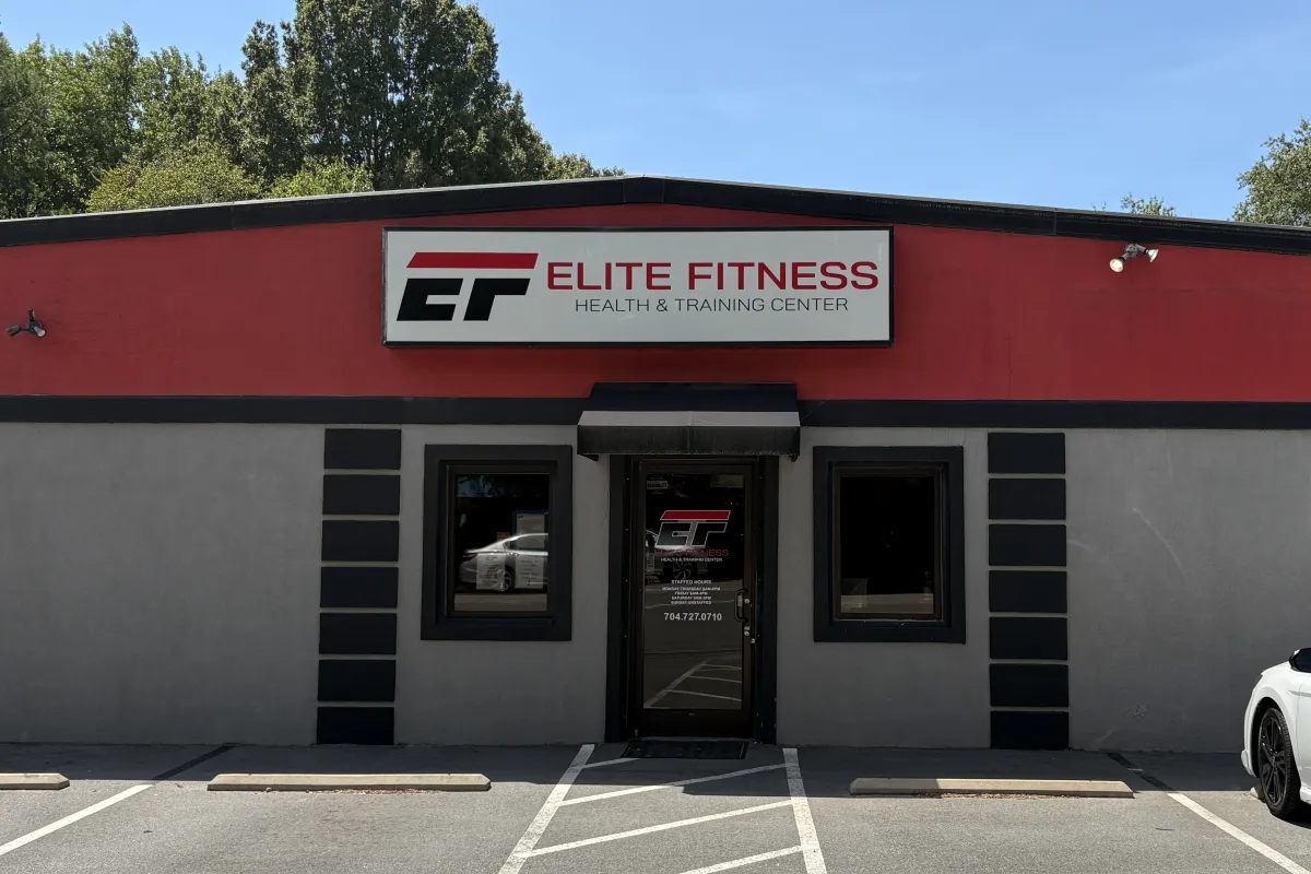 Entrance to Elite FItness Health