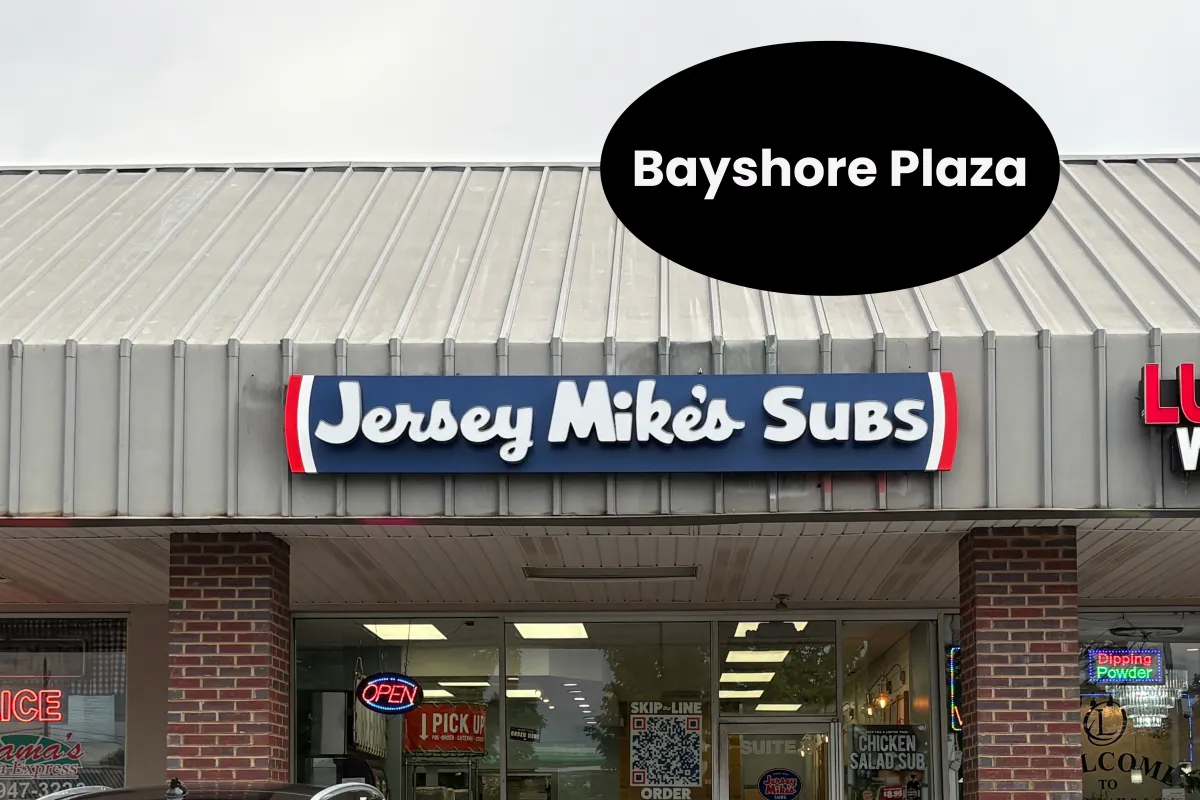 Storefront of Jersey Mike's Subs in Bayshore Plaza