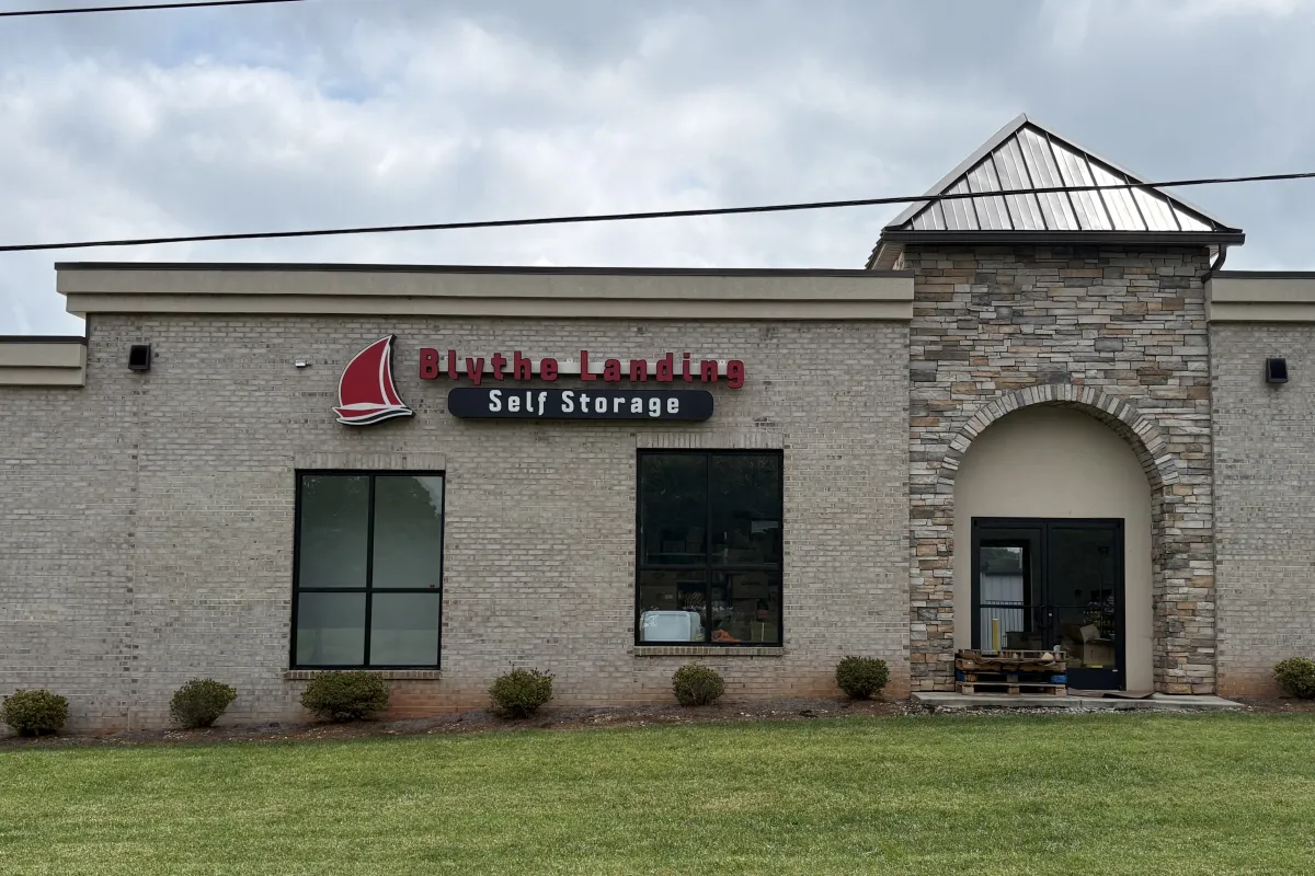 Building for Blythe Landing Self Storage