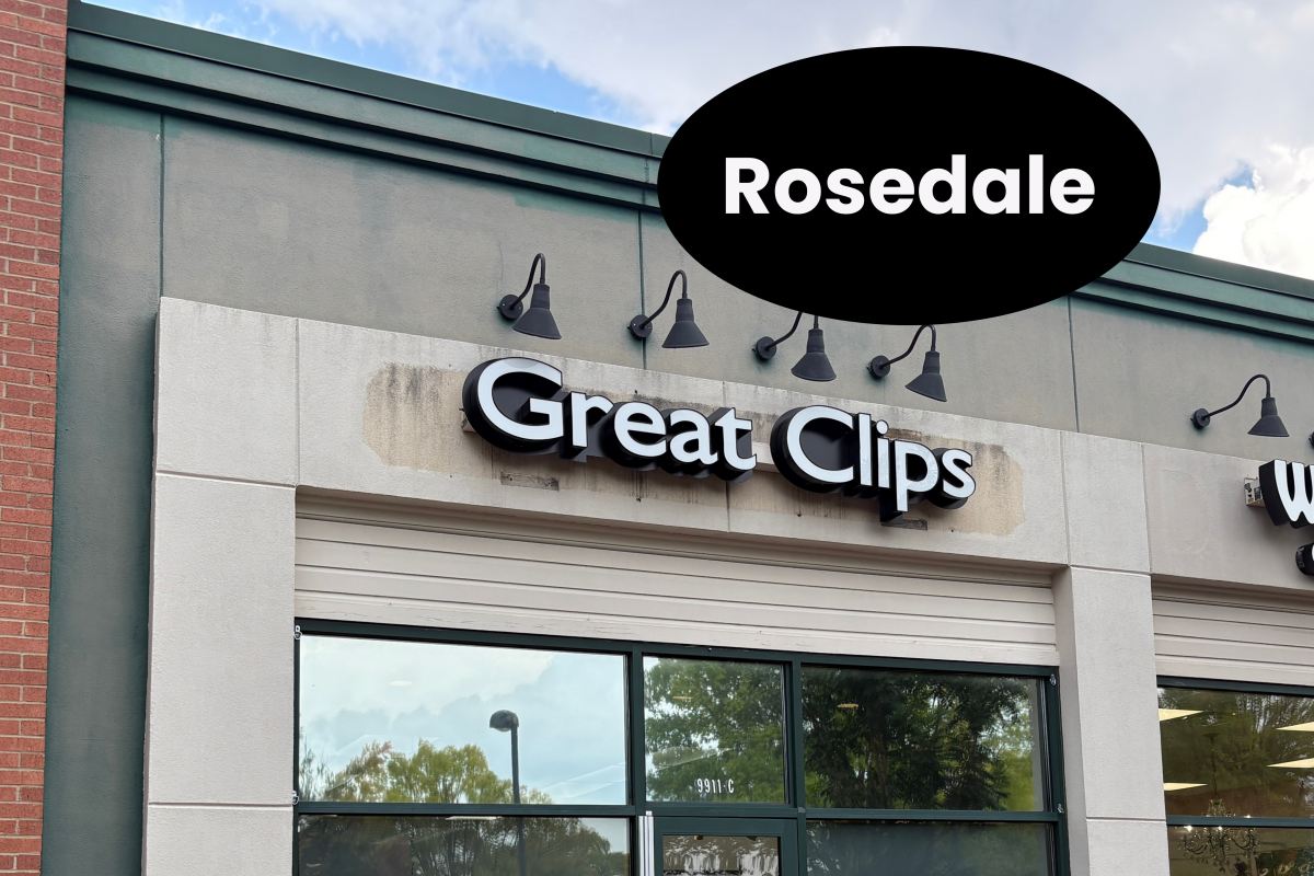 Storefront for Great Clips in the Rosedale Shopping Center