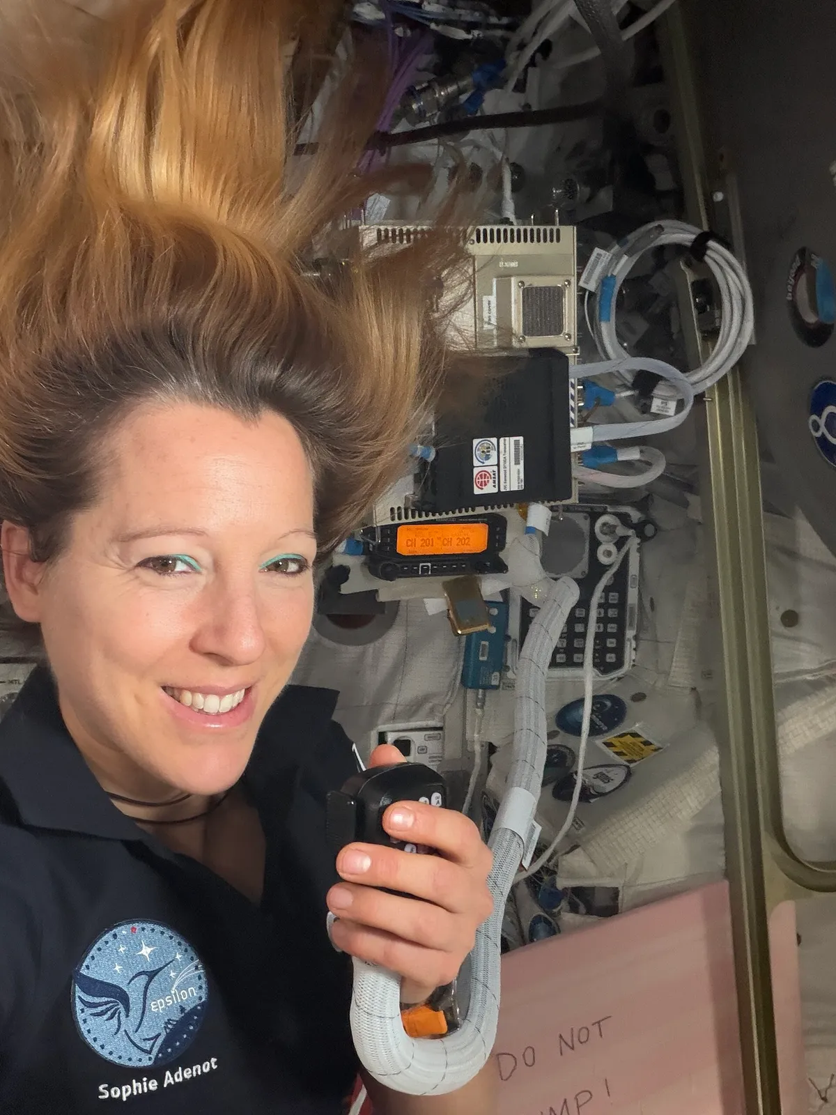 อุปกรณ์วิทยุสมัครเล่น ARISS บนสถานีอวกาศนานาชาติ (ISS)