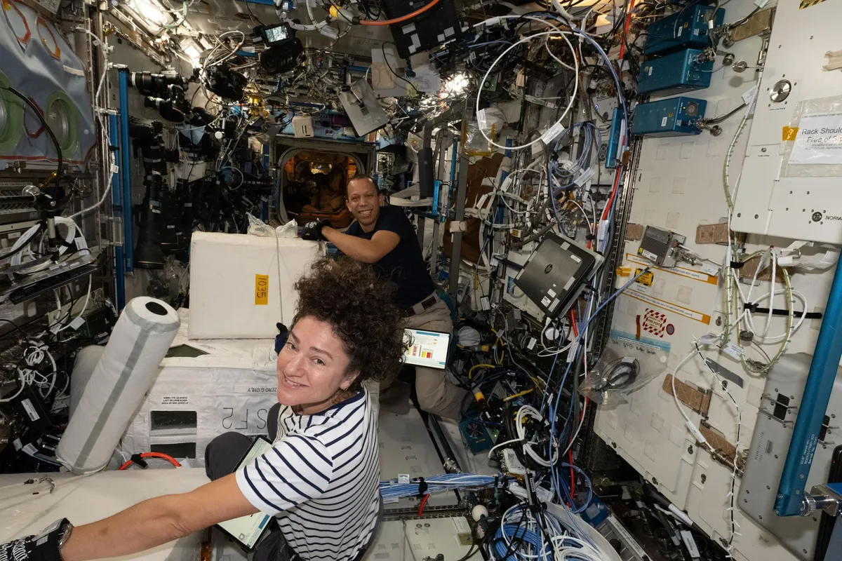NASA เตรียมจัดกิจกรรมถ่ายทอดสดจากสถานีอวกาศนานาชาติให้นักบินอวกาศ Chris Williams และ Jessica Meir ตอบคำถาม STEM จากนักเรียนในนิวเจอร์ซีย์ เพื่อสร้างแรงบันดาลใจด้านการสำรวจอวกาศและเตรียมความพร้อมสู่ภารกิจดวงจันทร์และดาวอังคารในอนาคตภายใต้โครงการ Artemis