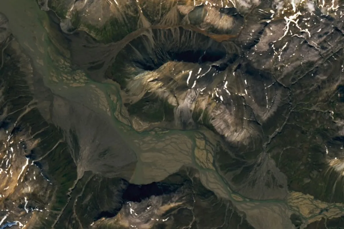 NASA Earth Observatory เปิดตัวปริศนาภาพถ่ายดาวเทียมประจำเดือนกรกฎาคม 2026 เชิญชวนสาธารณชนร่วมระบุพิกัดและวิเคราะห์ลักษณะทางธรณีวิทยาของแม่น้ำสายประสานสุดแปลกตา ผู้ชนะจะได้รับการจารึกชื่อในฐานะผู้ไขปริศนาภาพถ่ายดาวเทียมประจำเดือนผ่านทางเว็บไซต์ทางการ