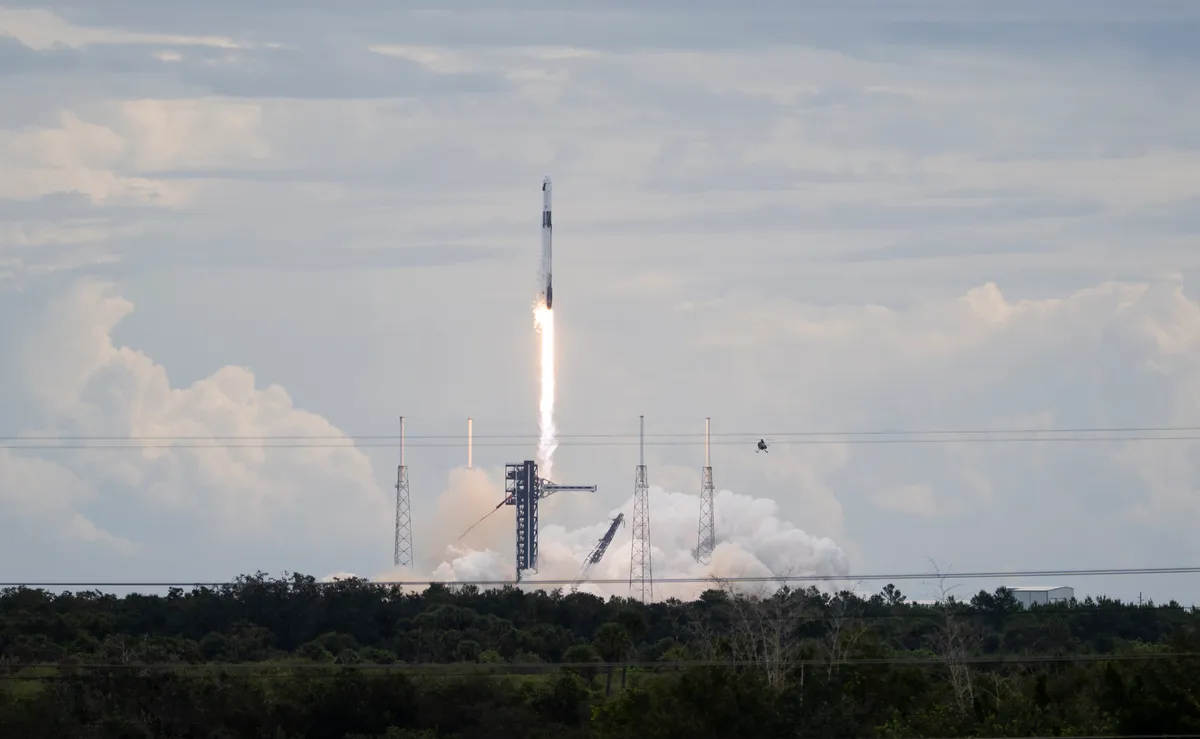 NASA และ SpaceX ประสบความสำเร็จในการปล่อยตัวนักบินอวกาศ 4 คนในภารกิจ Crew-13 จากฐานทัพอวกาศเคปคานาเวอรัล เพื่อปฏิบัติภารกิจวิจัยล้ำสมัยบนสถานีอวกาศนานาชาติ โดยมุ่งเน้นการศึกษาด้านสเต็มเซลล์และการเพาะปลูกพืชในสภาวะแรงโน้มถ่วงต่ำเพื่ออนาคตของการสำรวจอวกาศระยะไกล