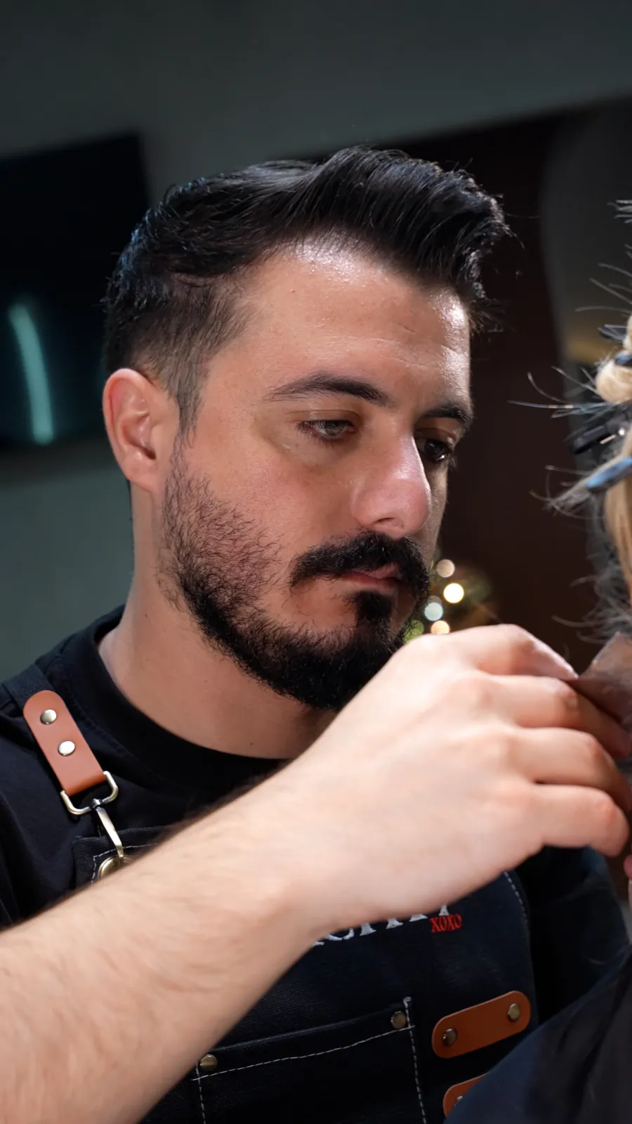 Essa Makhoul, Paris trained L'Oréal Professionnel colourist, working on blond highlights