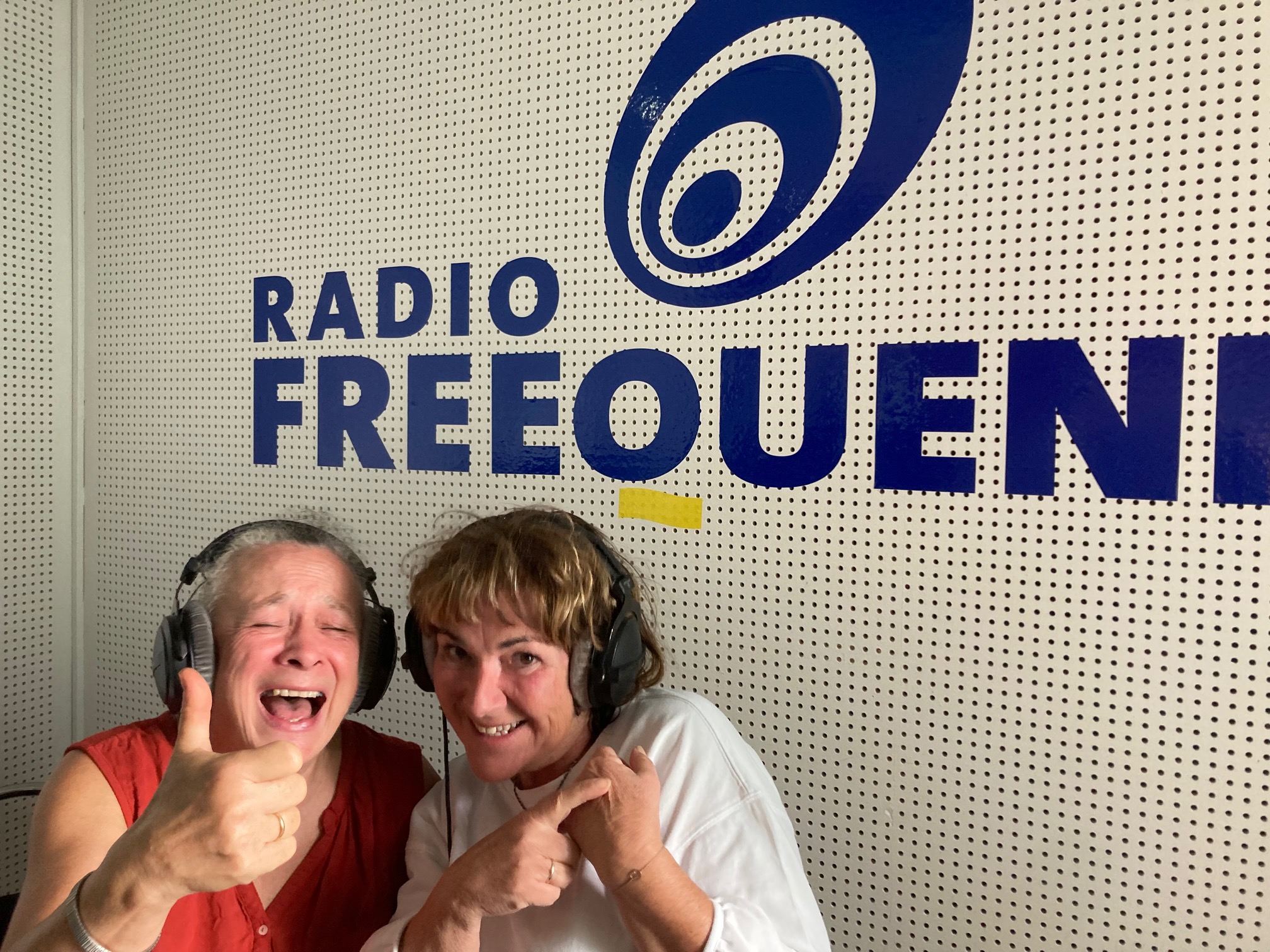 Maria und Elfie on air