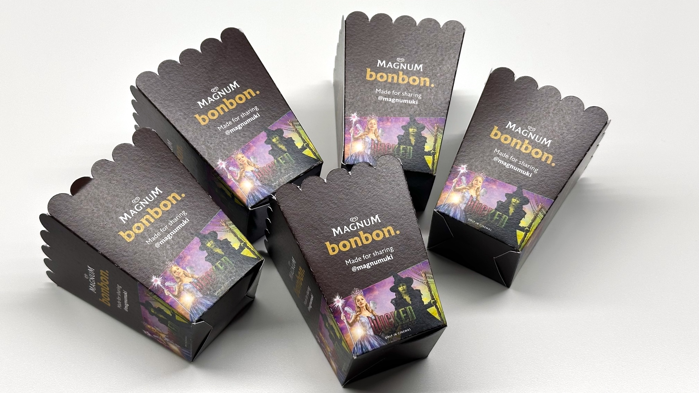 Custom popcorn boxes
