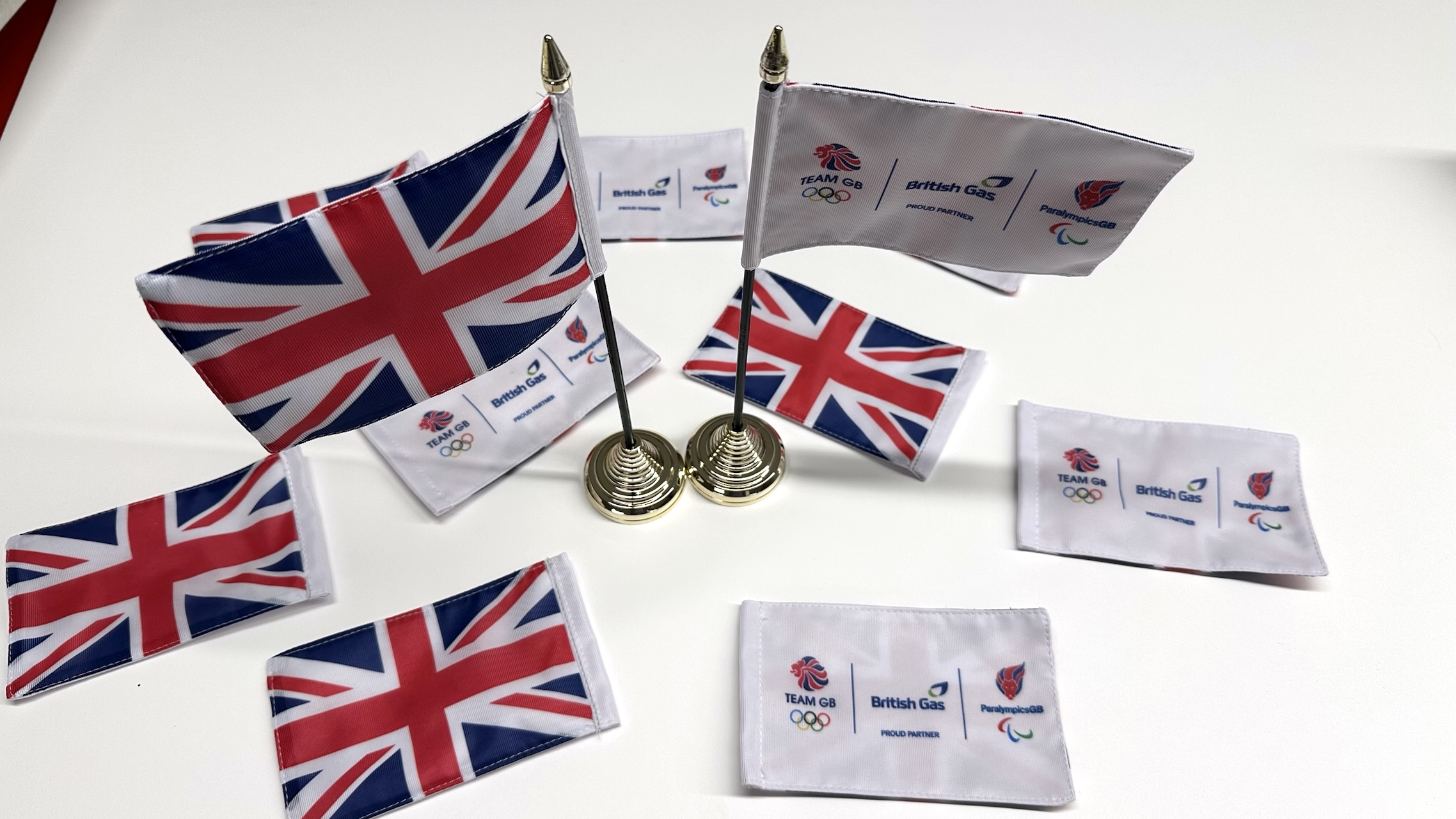 Printed table flags