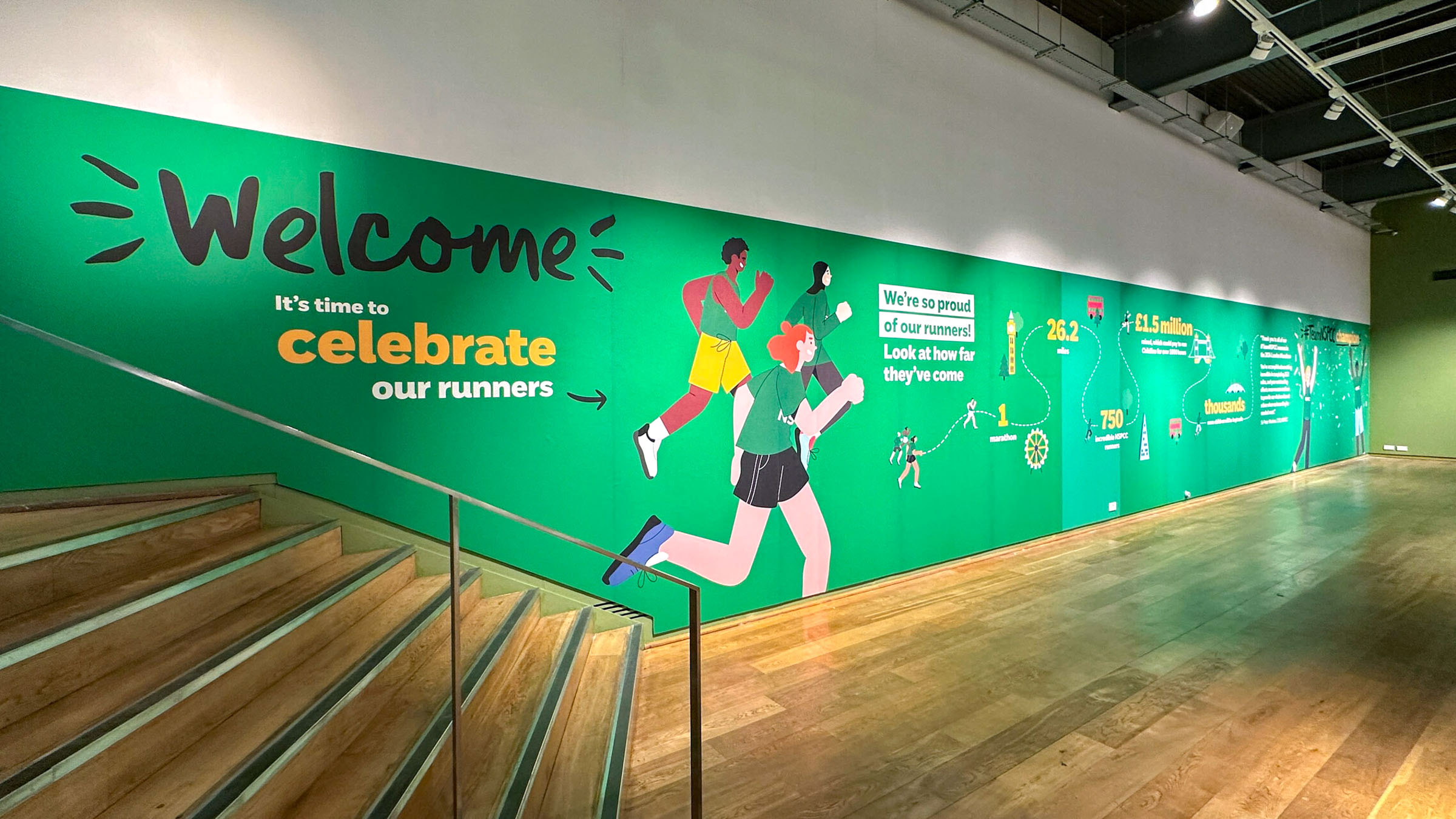 Large format vinyl print and installation for marathon event