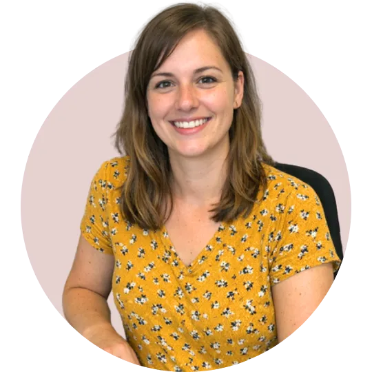 Portrait of our recruitment consultant – contact person for professional personnel services and consulting.